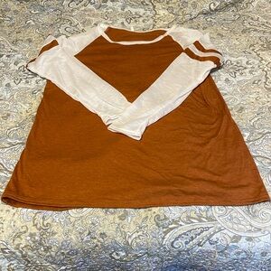 Lightweight long sleeve tee